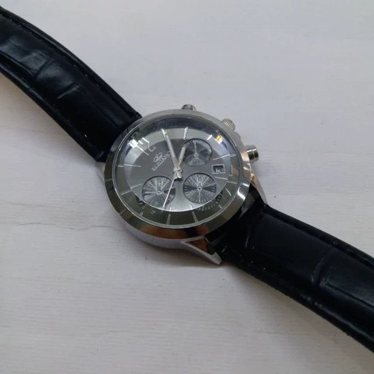 ساعت مچی زنانه الگانس بندچرم با جعبه چوبی رایگان - نمای 3